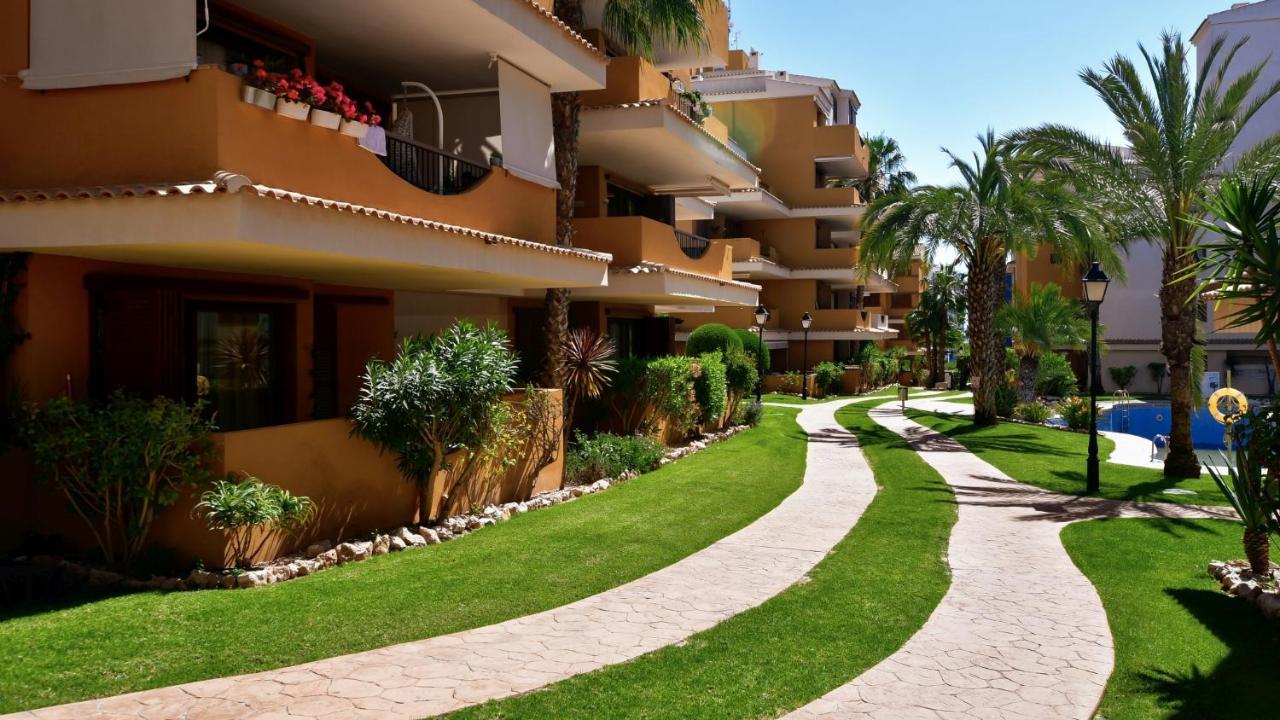 La Entrada * Punta Prima (Alicante)